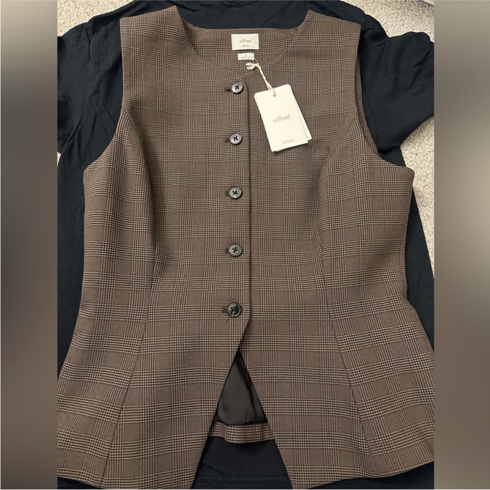 $118.00 Aritzia Wilfred Taupe Checkered Vest